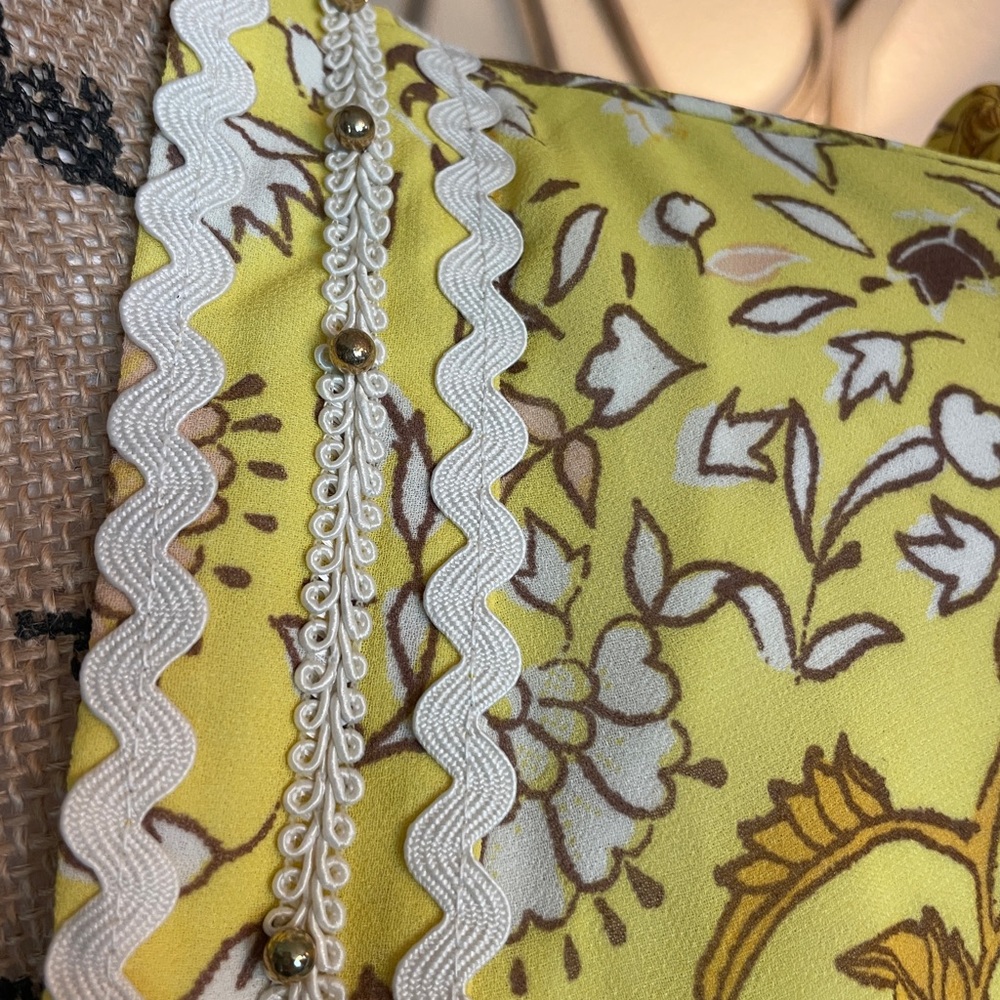 Marc New York Floral Yellow Ruffle & Rick Rack Women's Top - Picture 4 of 16